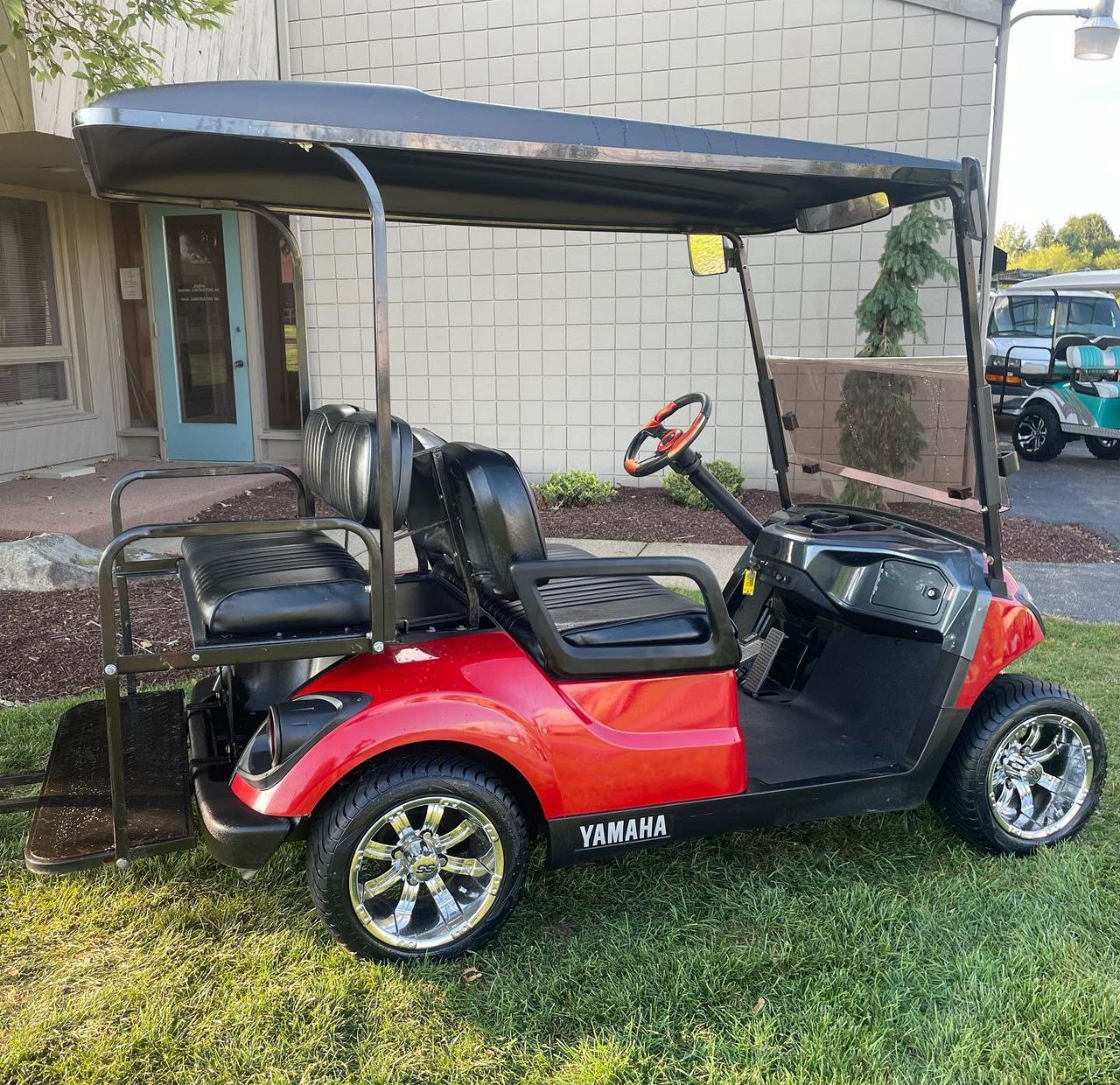 2017 Yamaha Drive-2 Quiet Tech GAS Golf Cart - Image 9