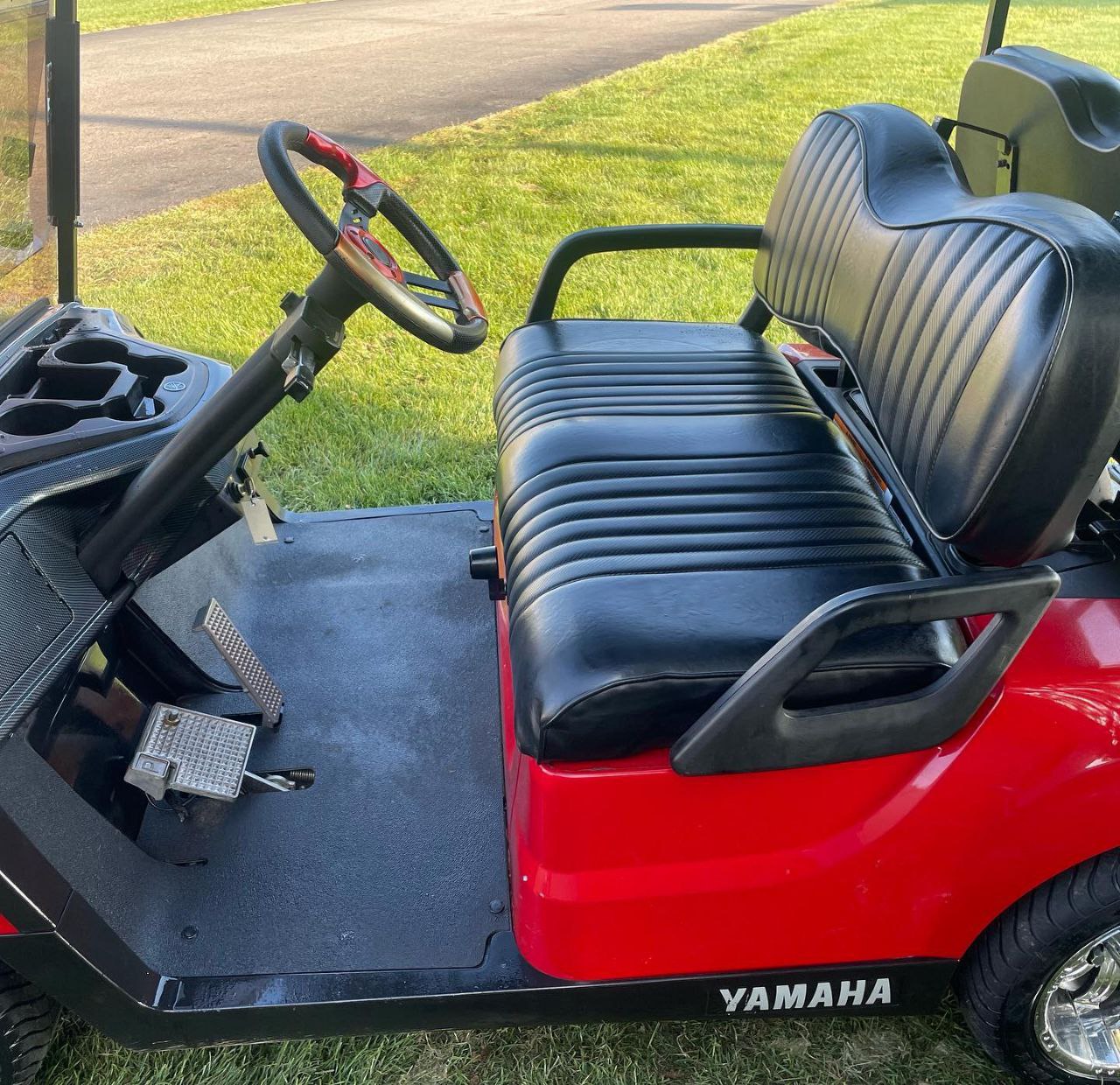 2017 Yamaha Drive-2 Quiet Tech GAS Golf Cart - Image 5