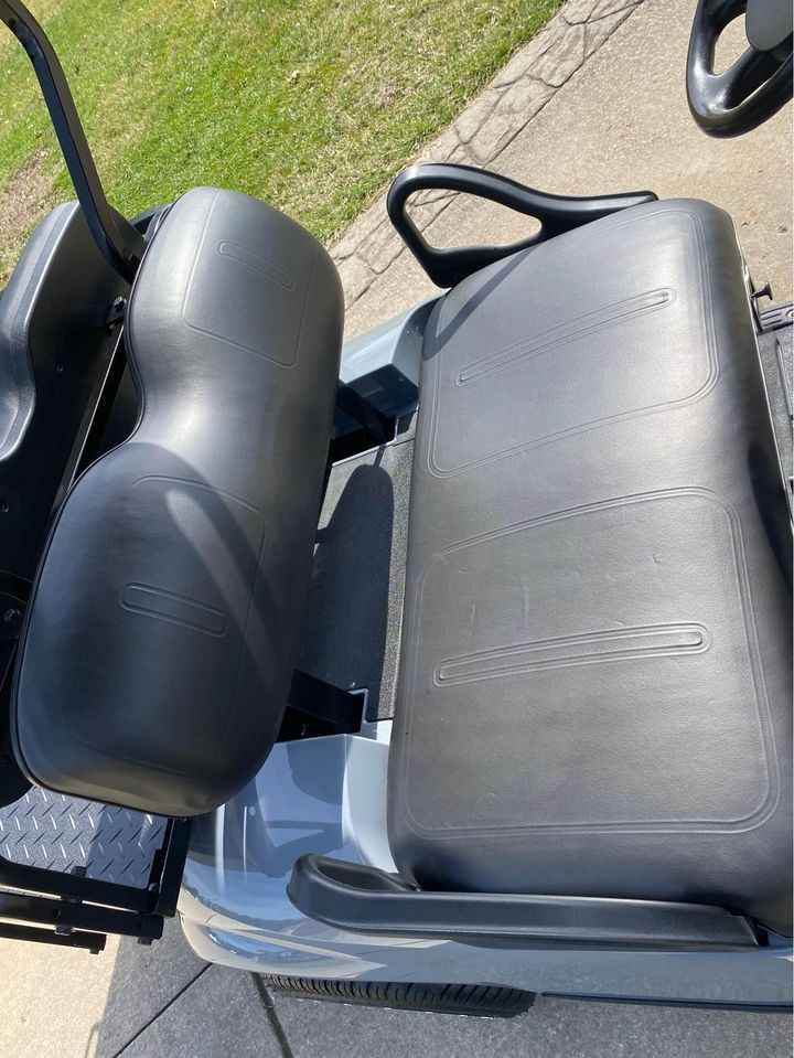 2014 E-Z-GO TXT Gas Golf Cart - Image 10