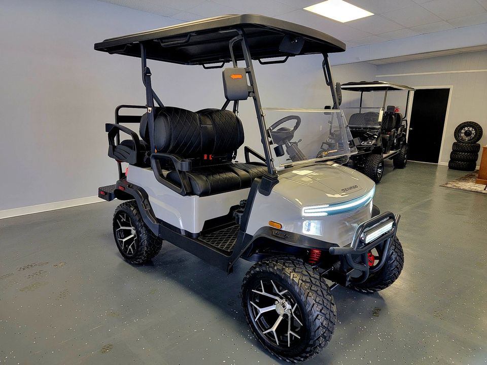 2024 Denago Nomad XL Golf Cart - Image 6