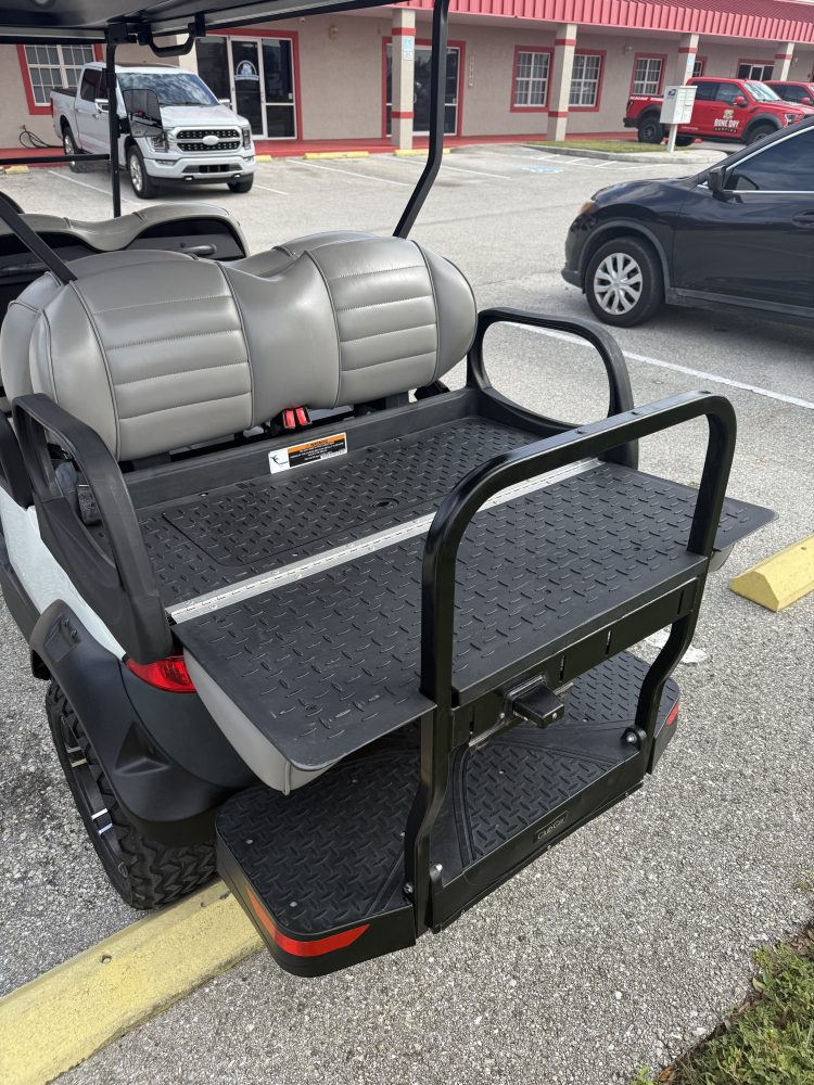 2021 Club Car Onward Lifted Golf Cart – Stylish, Powerful - Image 5